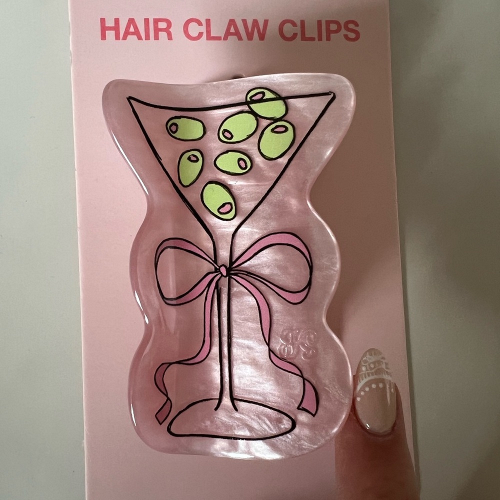 Pink Hair Claw Clips - Picture 2 of 3